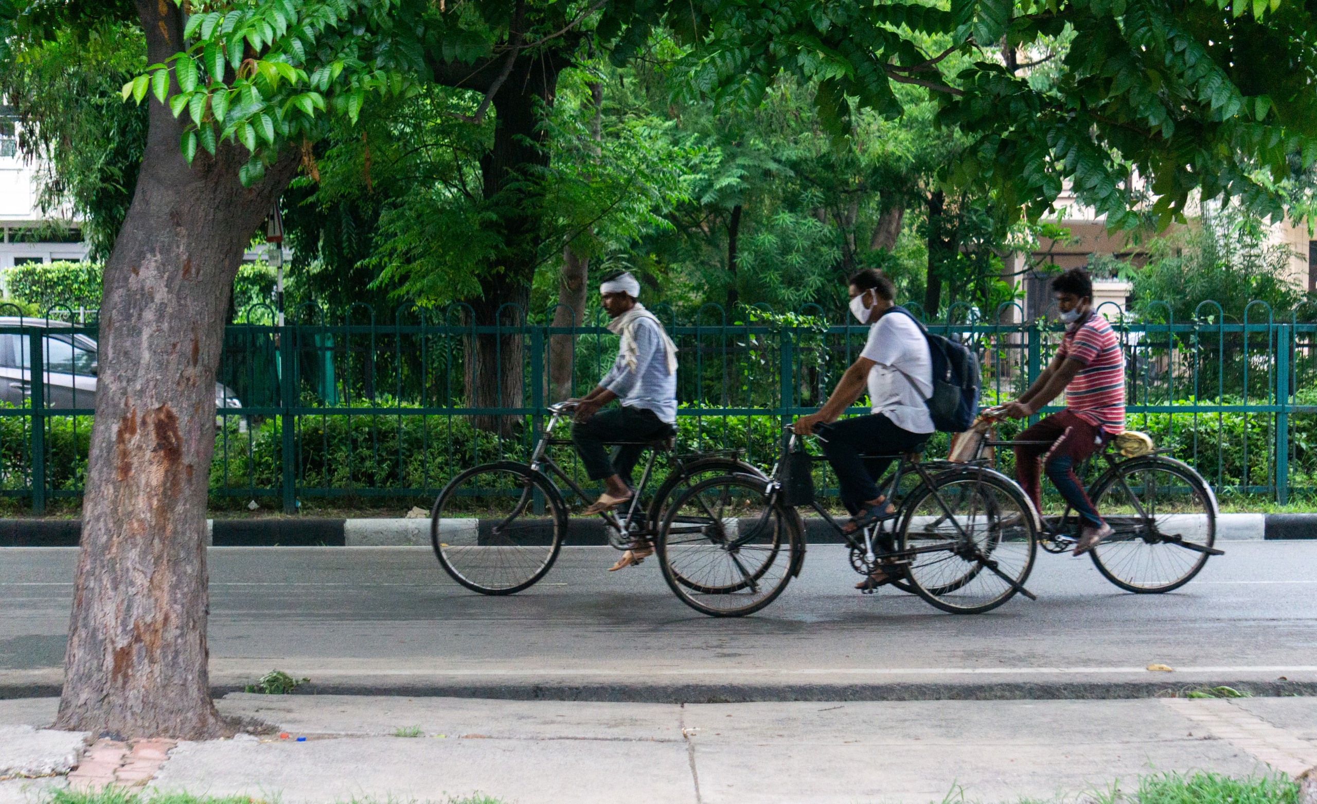 indian cyclists going to work