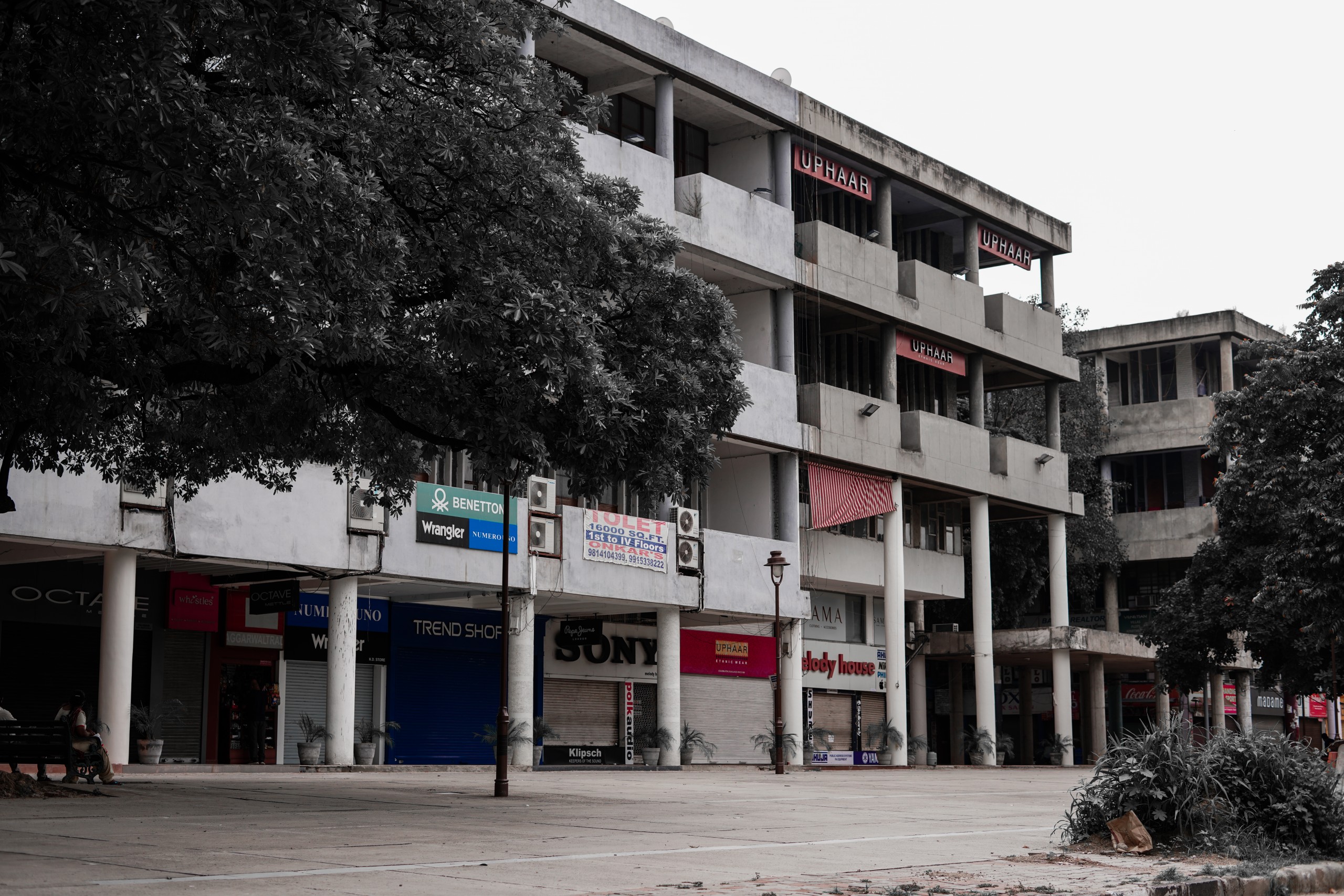 Closed Shops and Malls