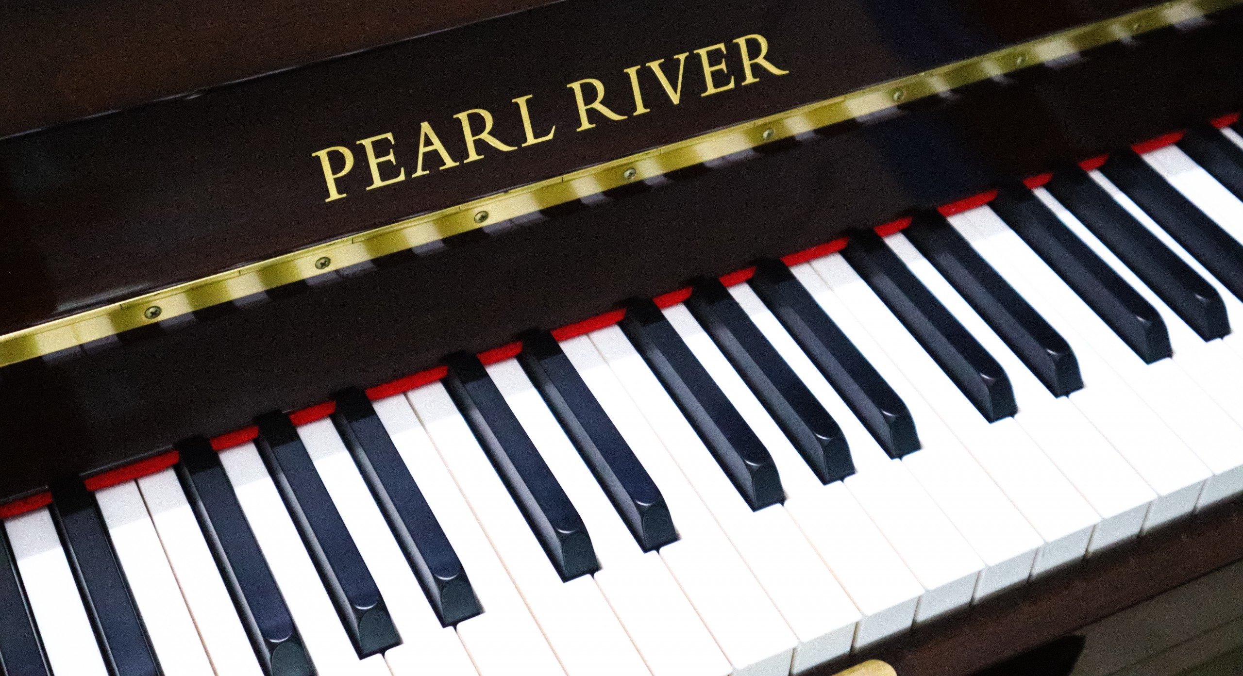 Pearl River Brown Piano