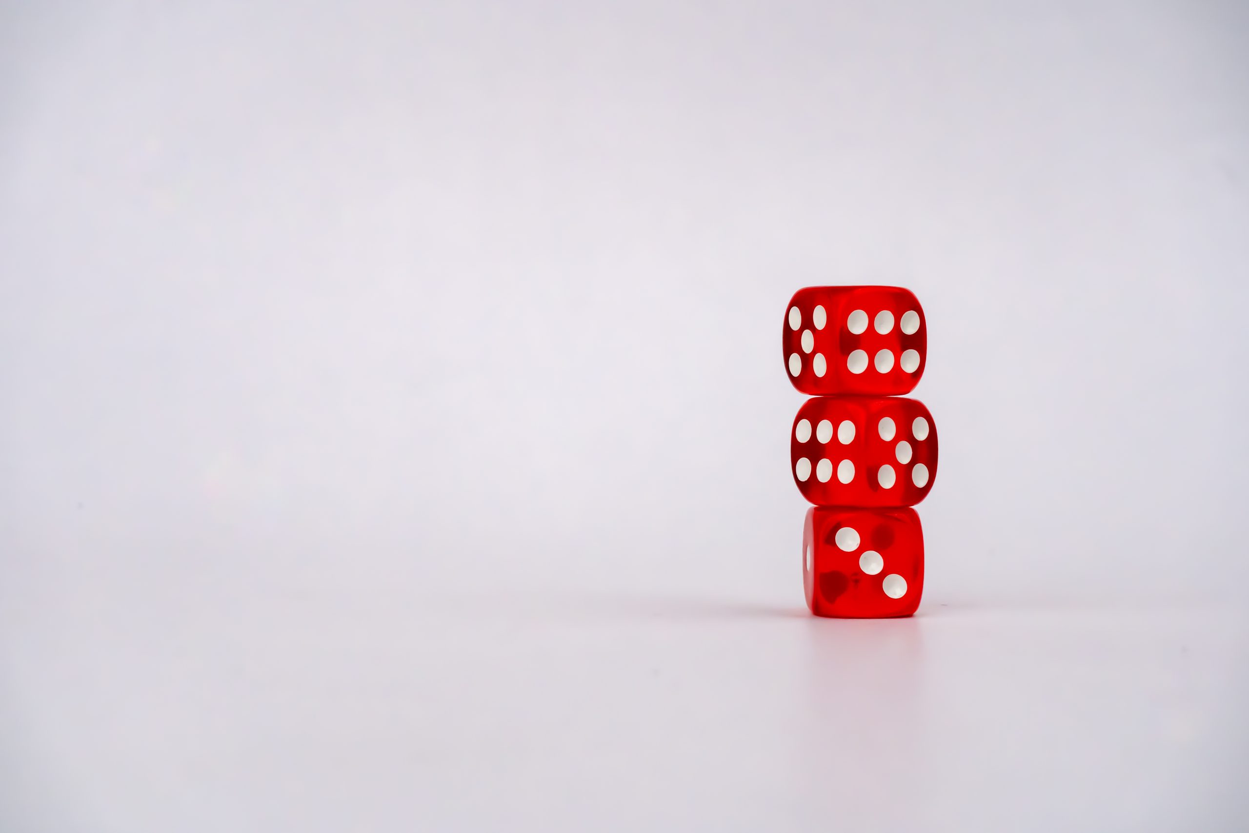 3 dice balancing