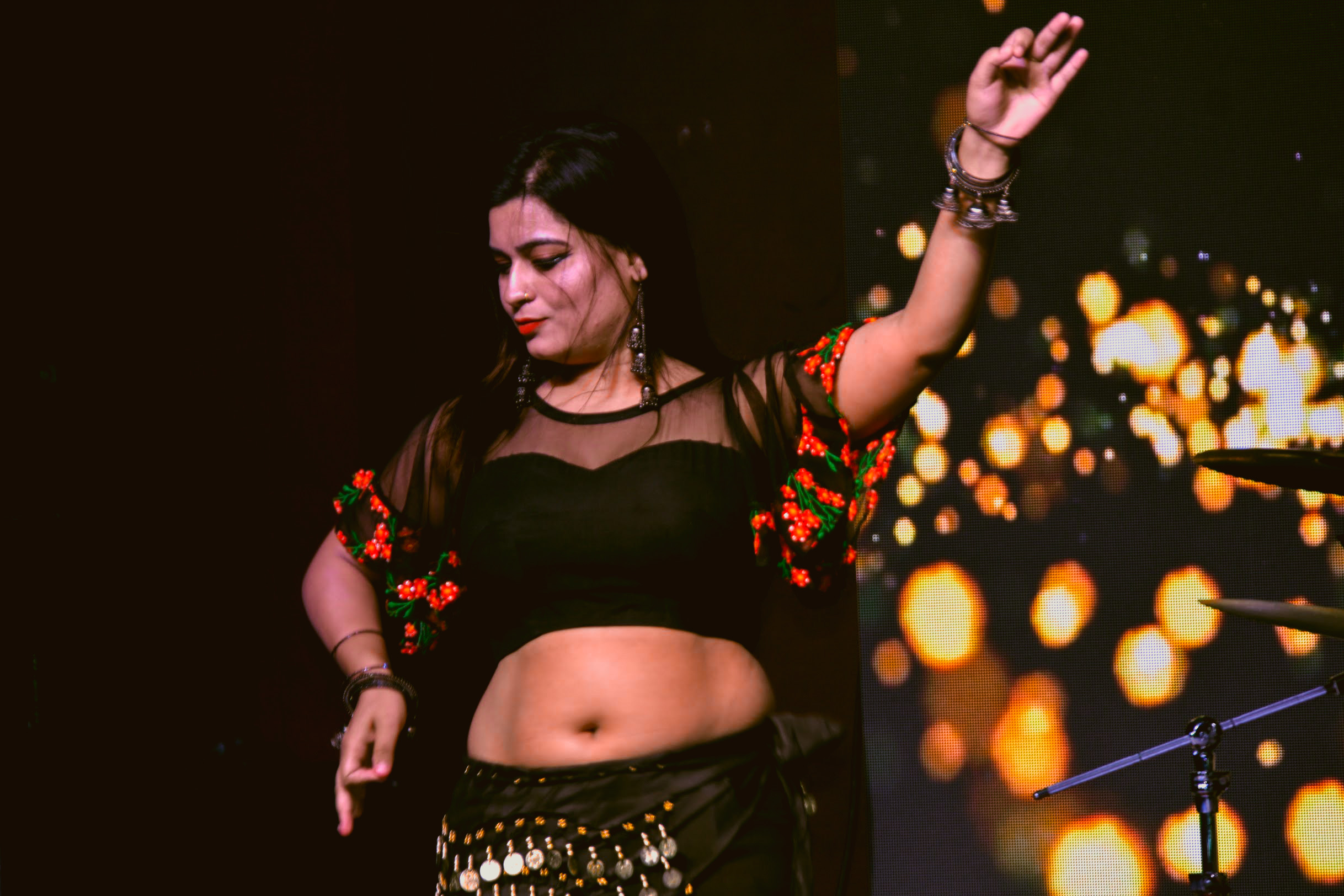 A belly dance performer