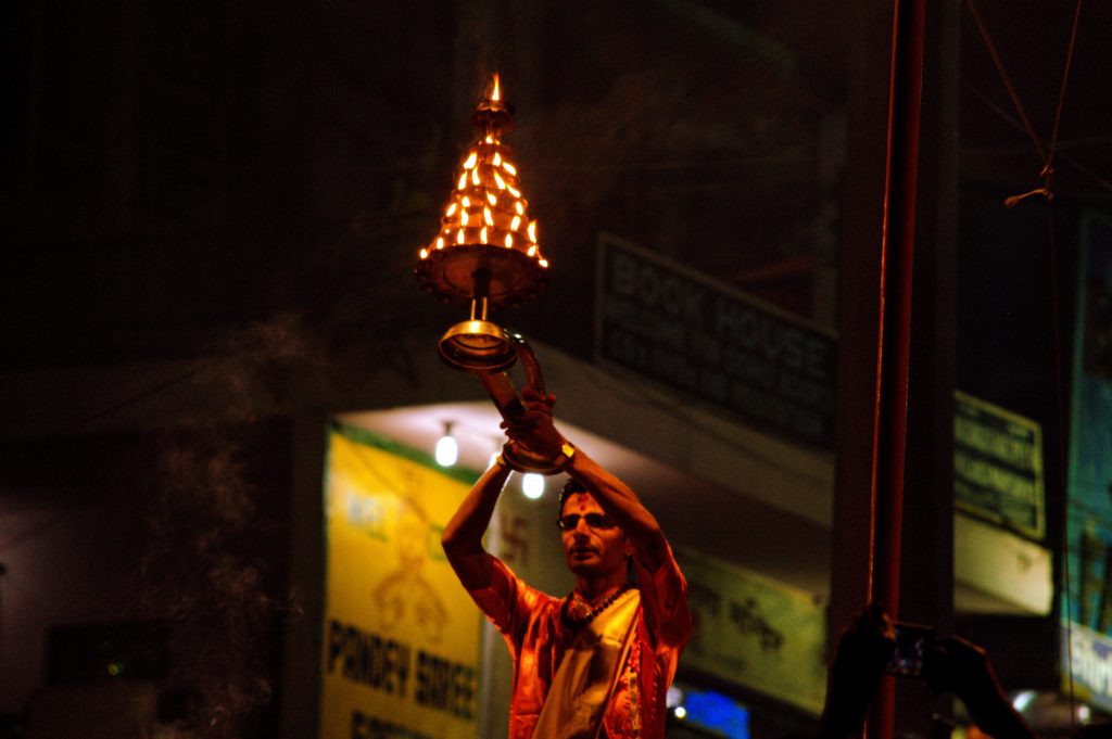 A boy during Ganga worship in Varanasi - PixaHive