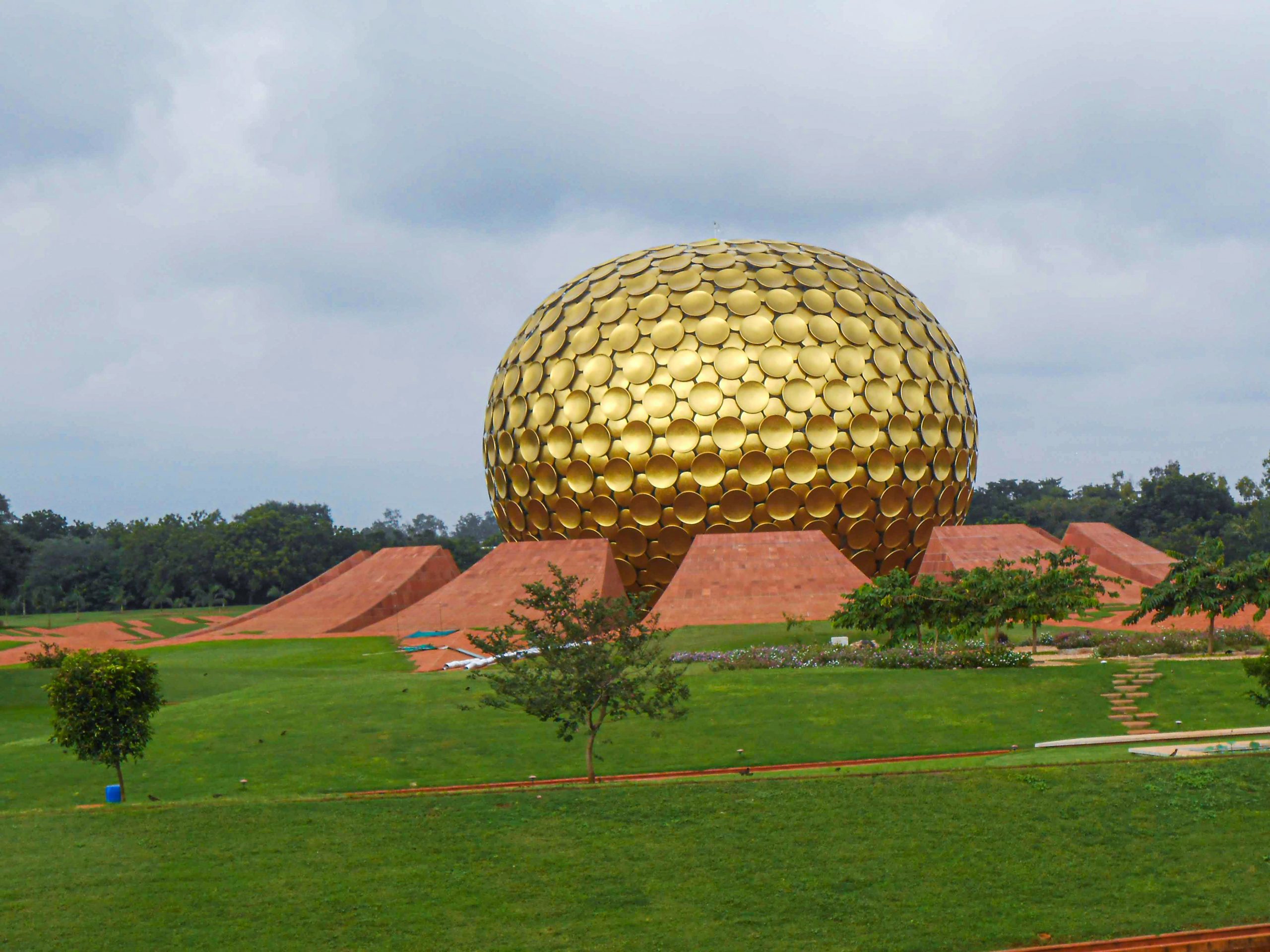 Matrimandir, Auroville