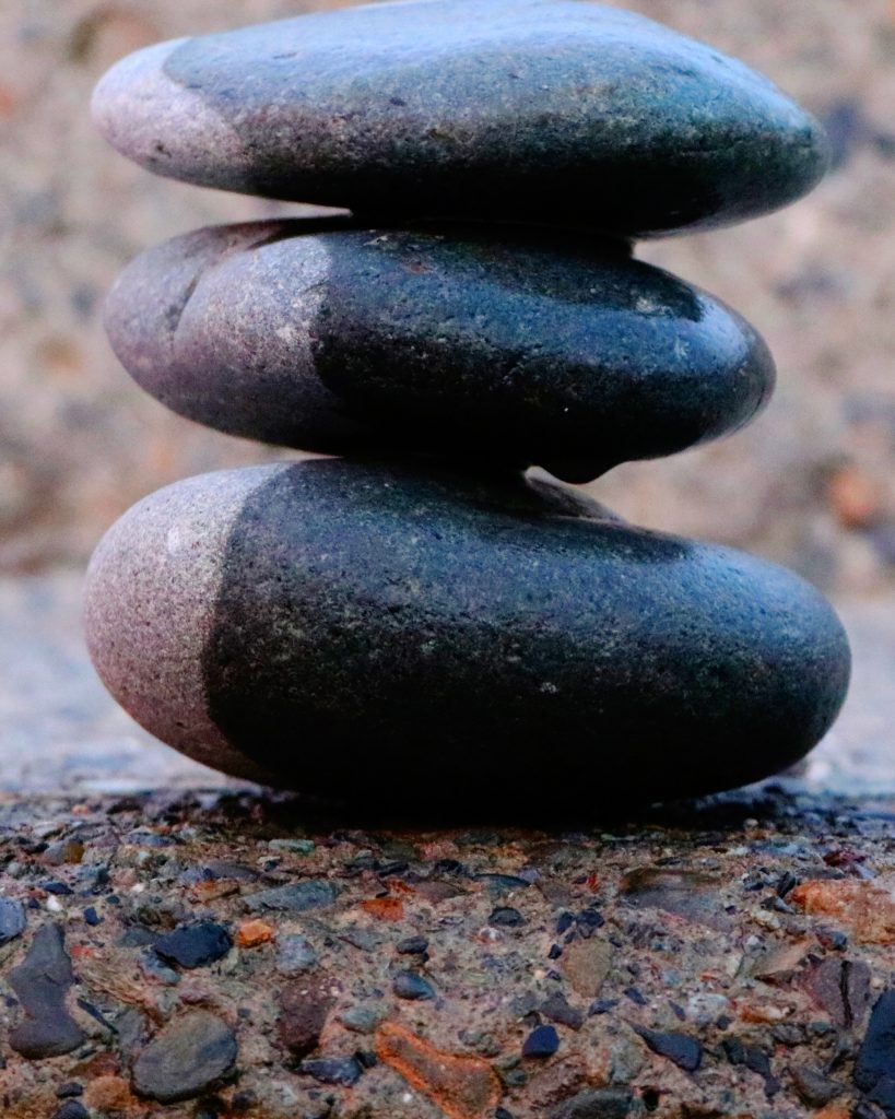 Pebble Stone Balancing - PixaHive