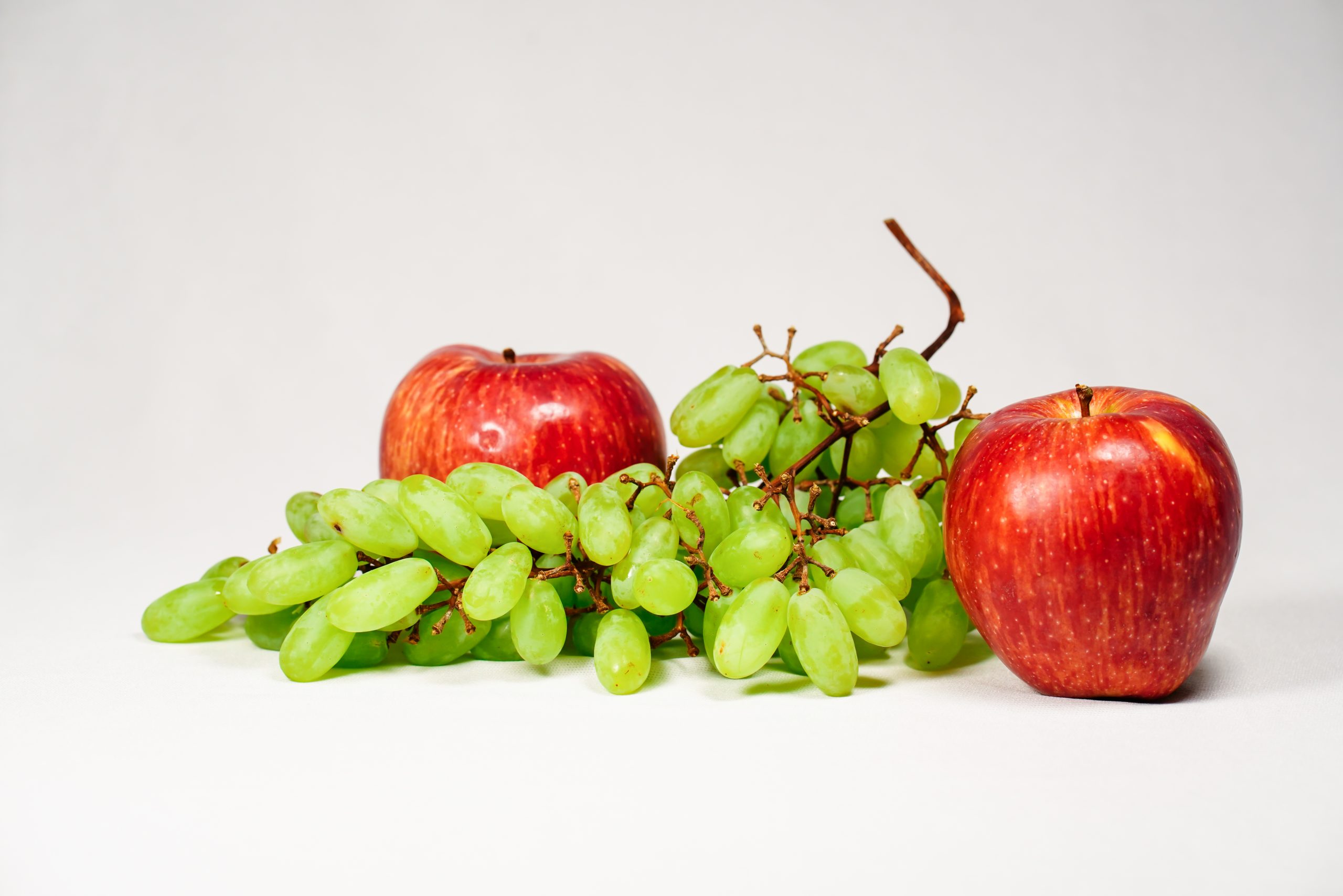 Grapes and two apple