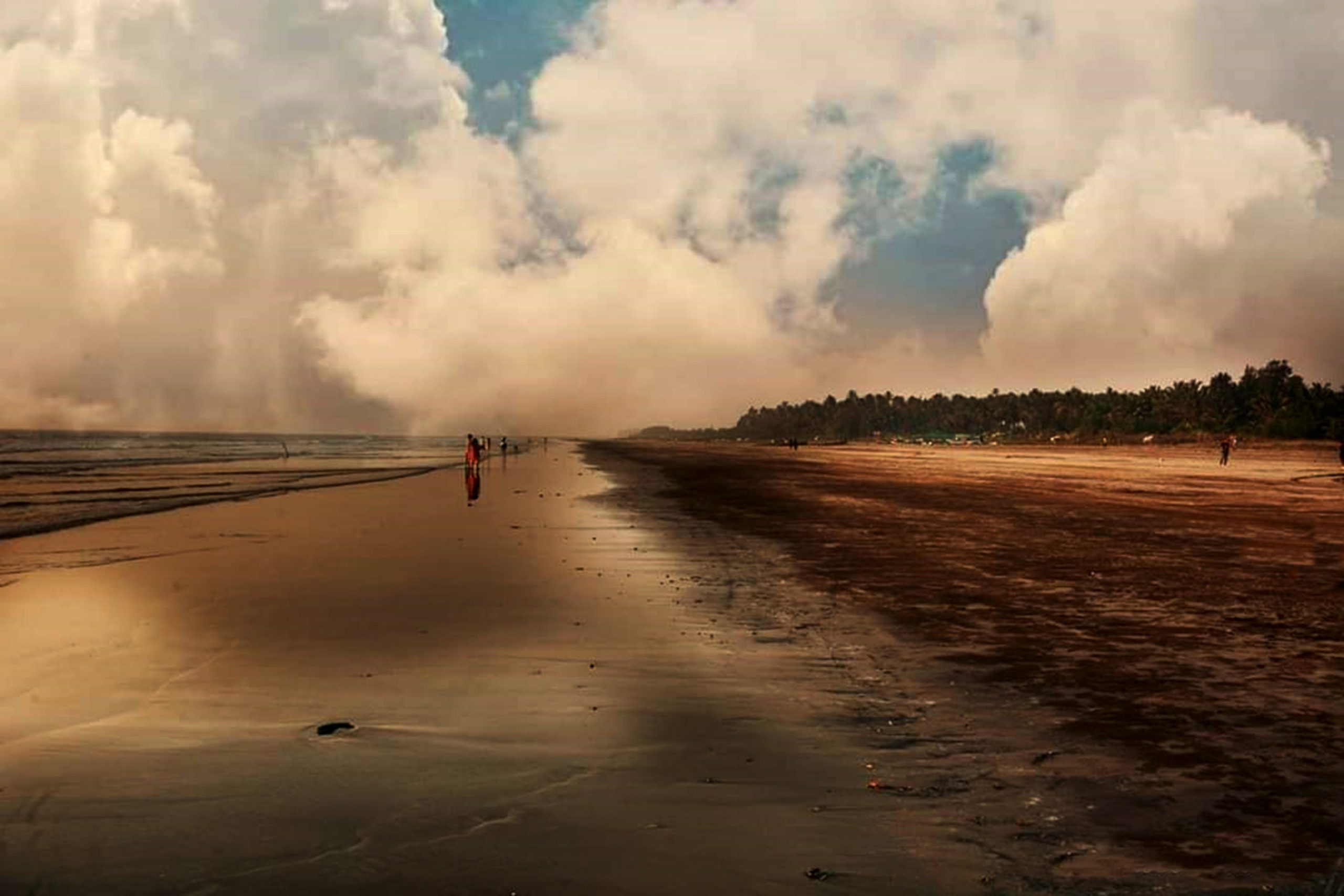 Khim Beach in Alibag