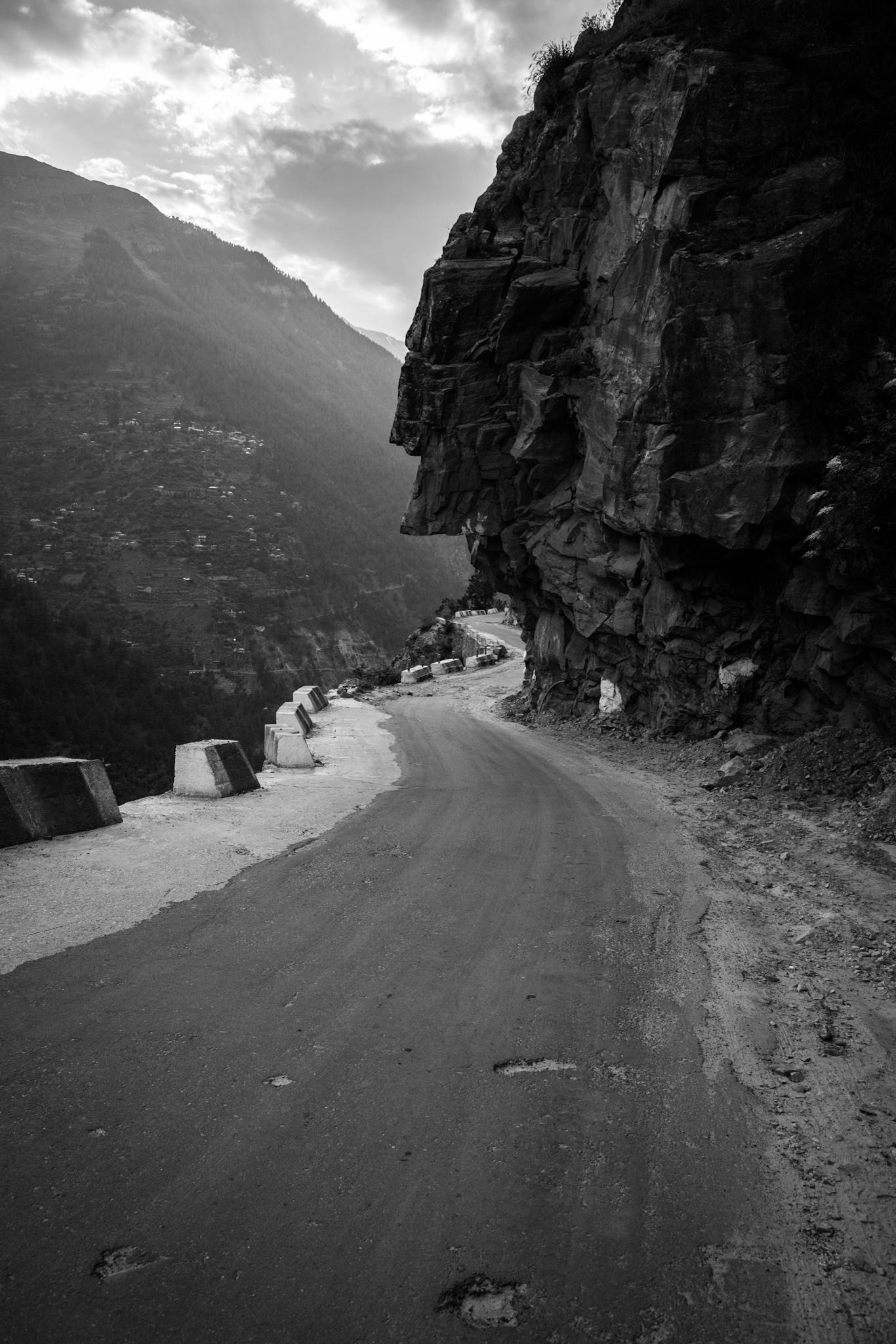 Road leading to Langza