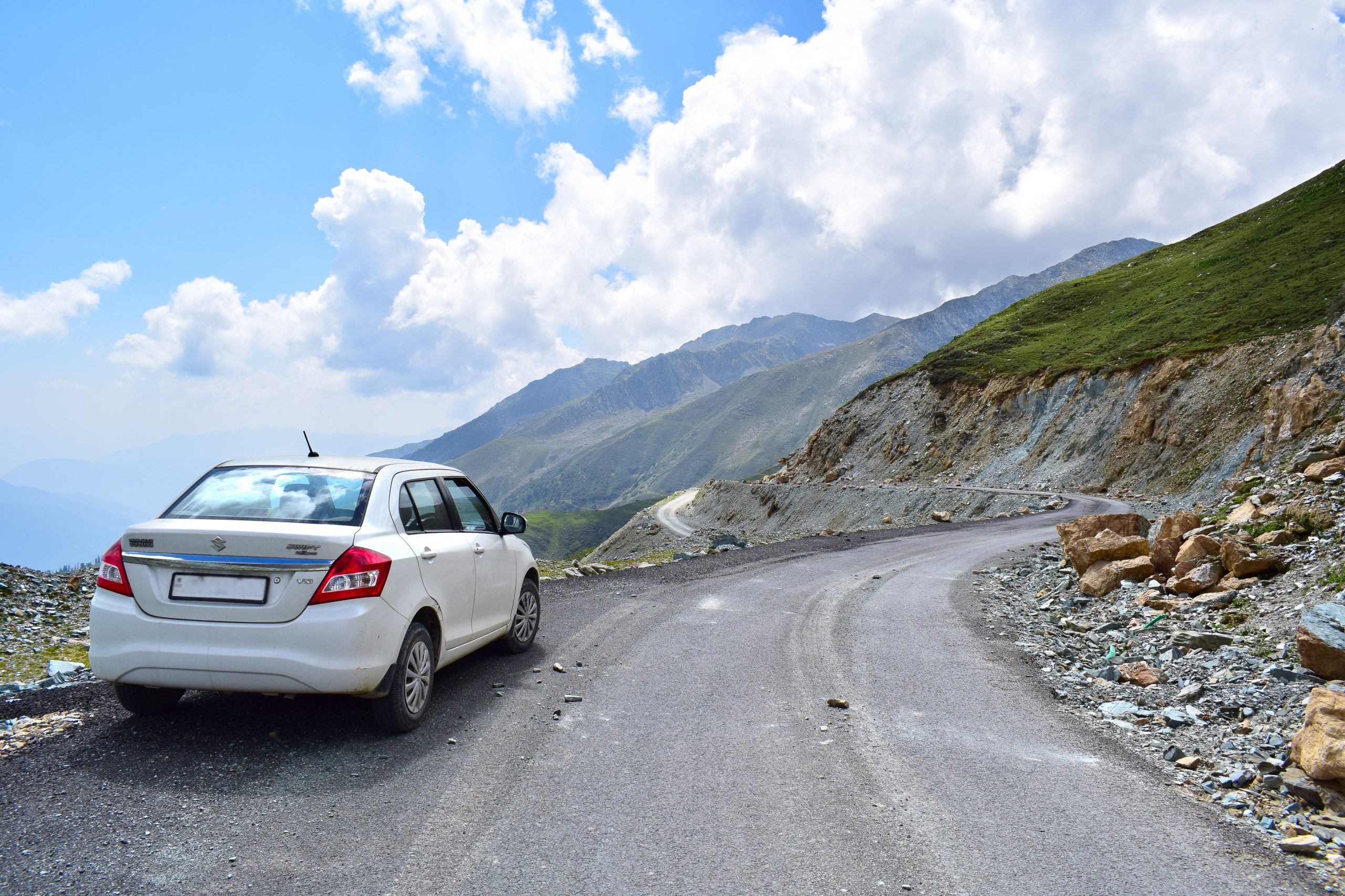 Road trip to Sinthan Top, Kashmir.