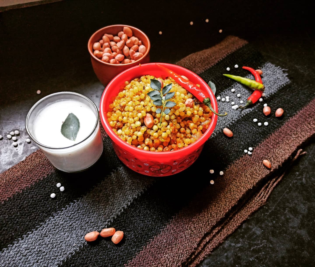 Sabudana khichdi on a bowl