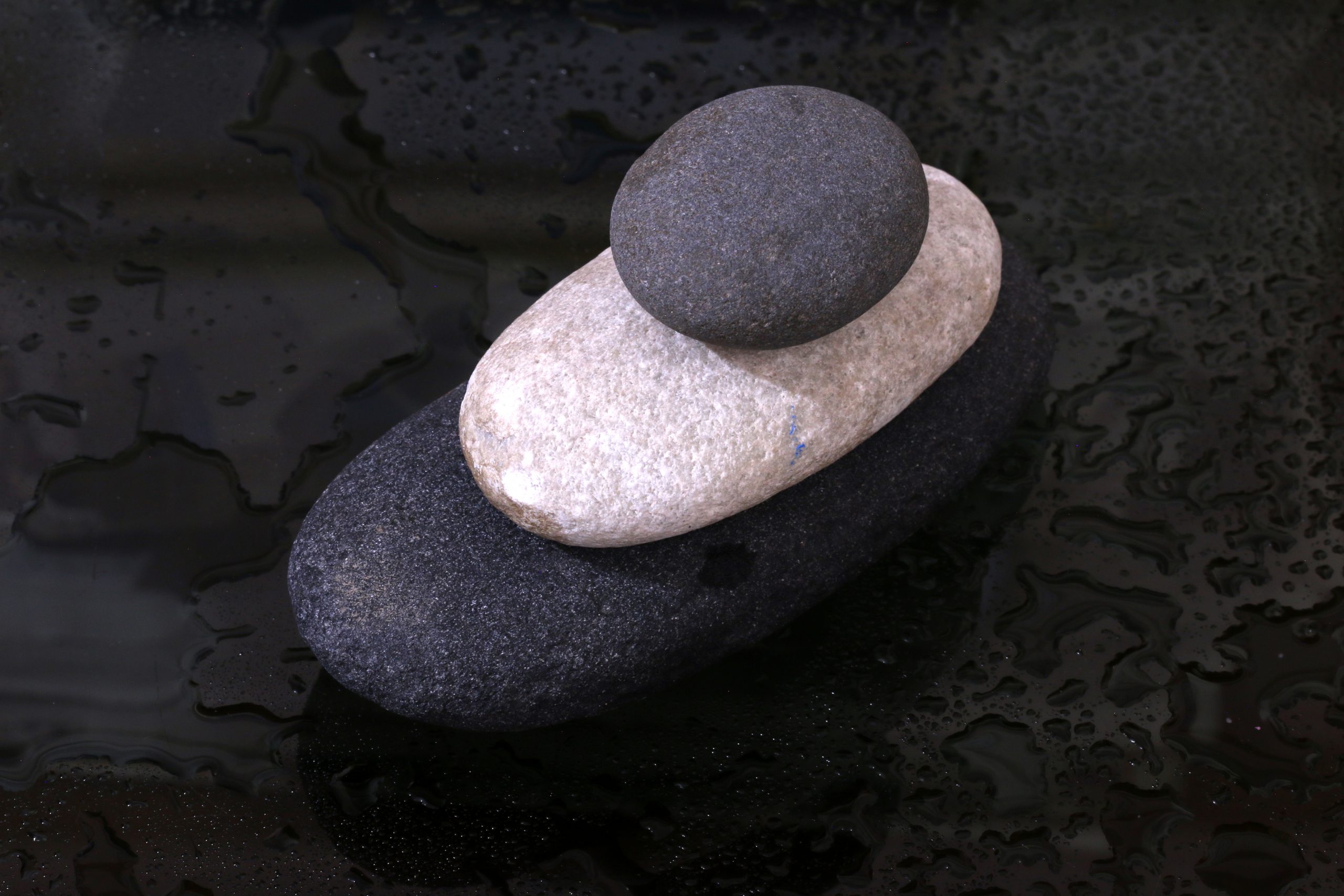 Pebbles Balancing