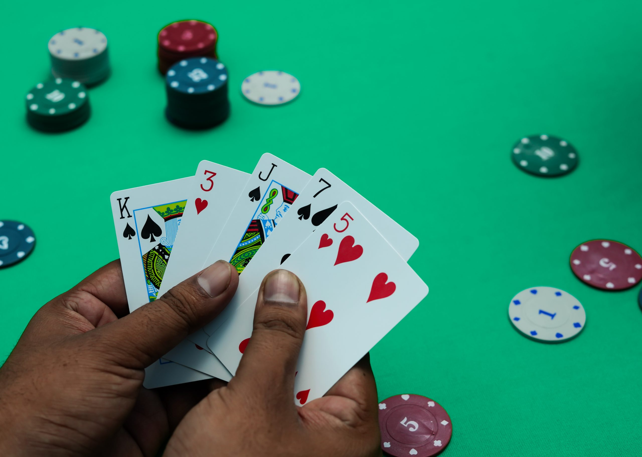 How to stop panicking at the poker table