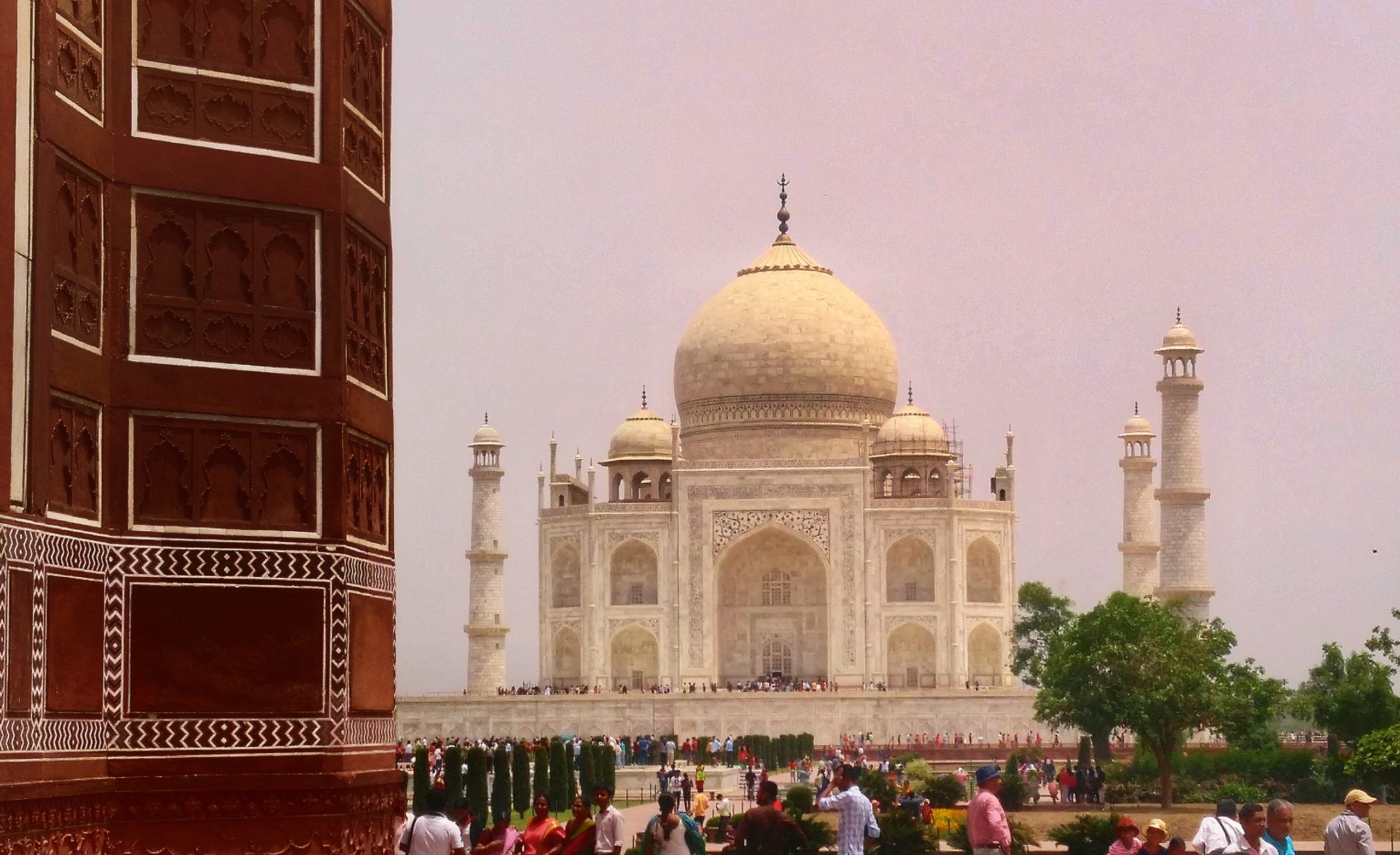 Taj Mahal view from entrance