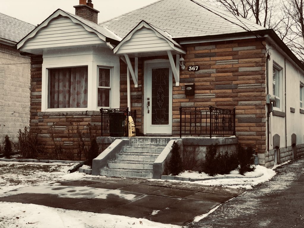 Toronto Cottage PixaHive
