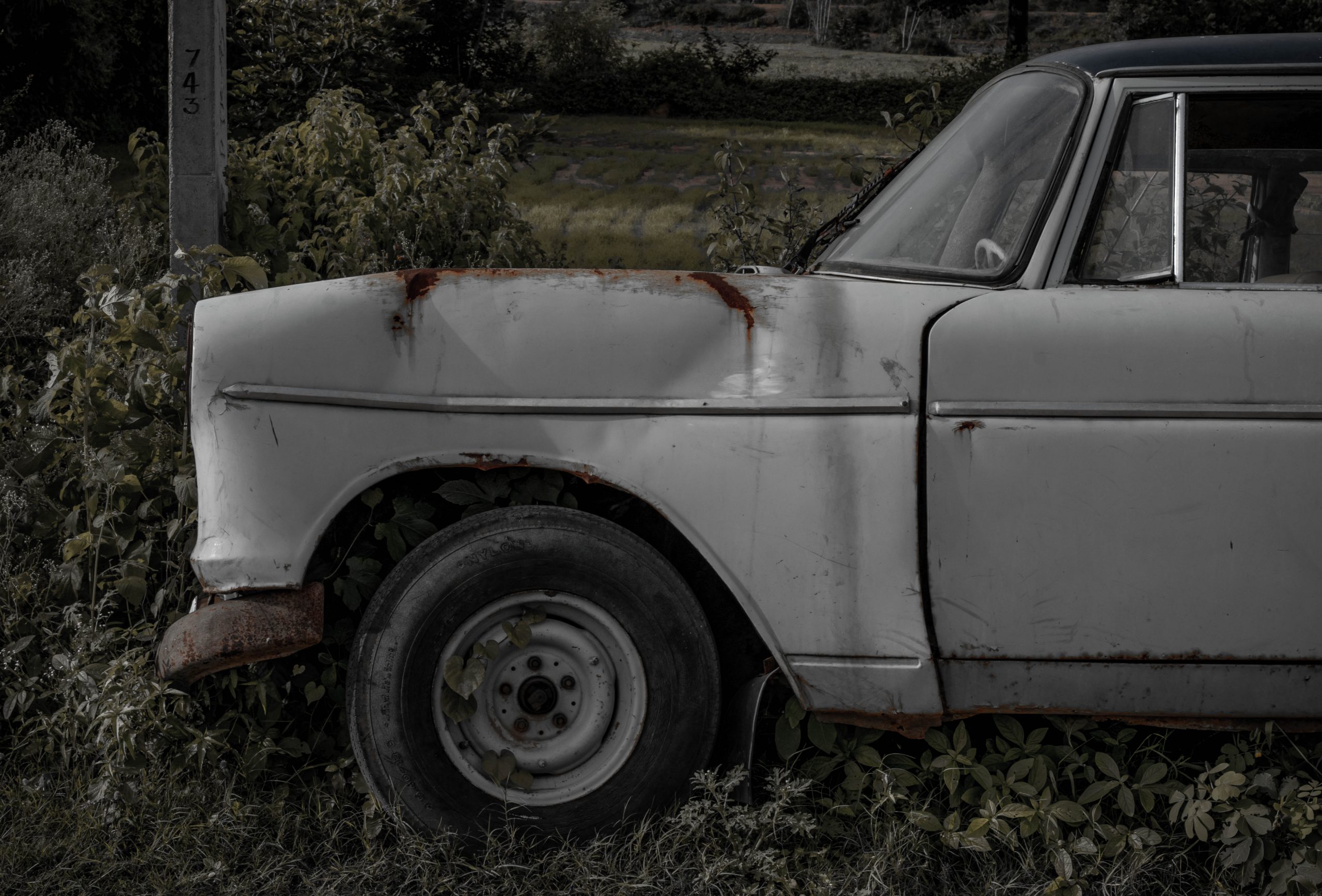 Vintage Rusted car