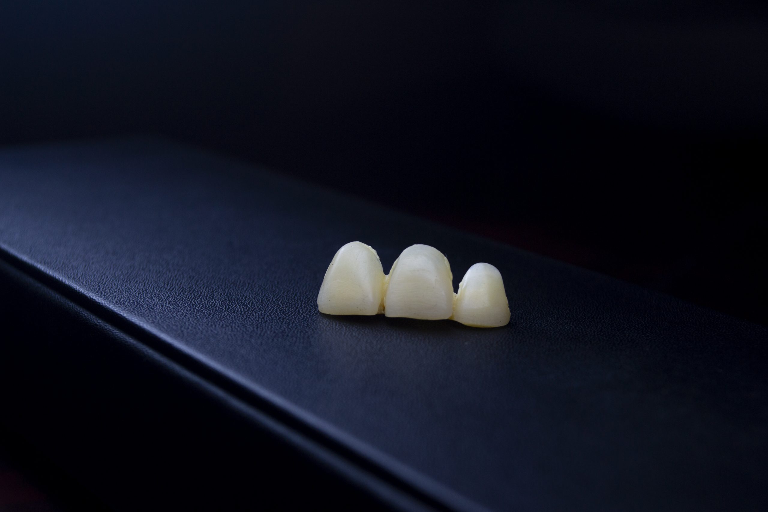 artificial teeth