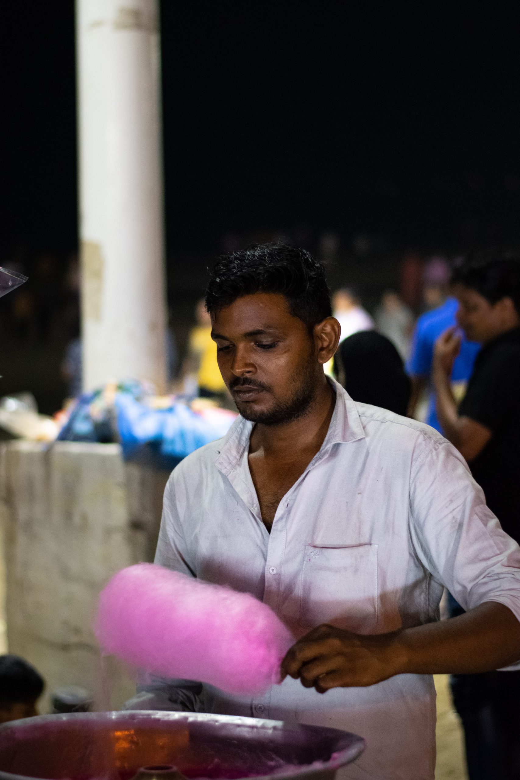 Man making cotton candy