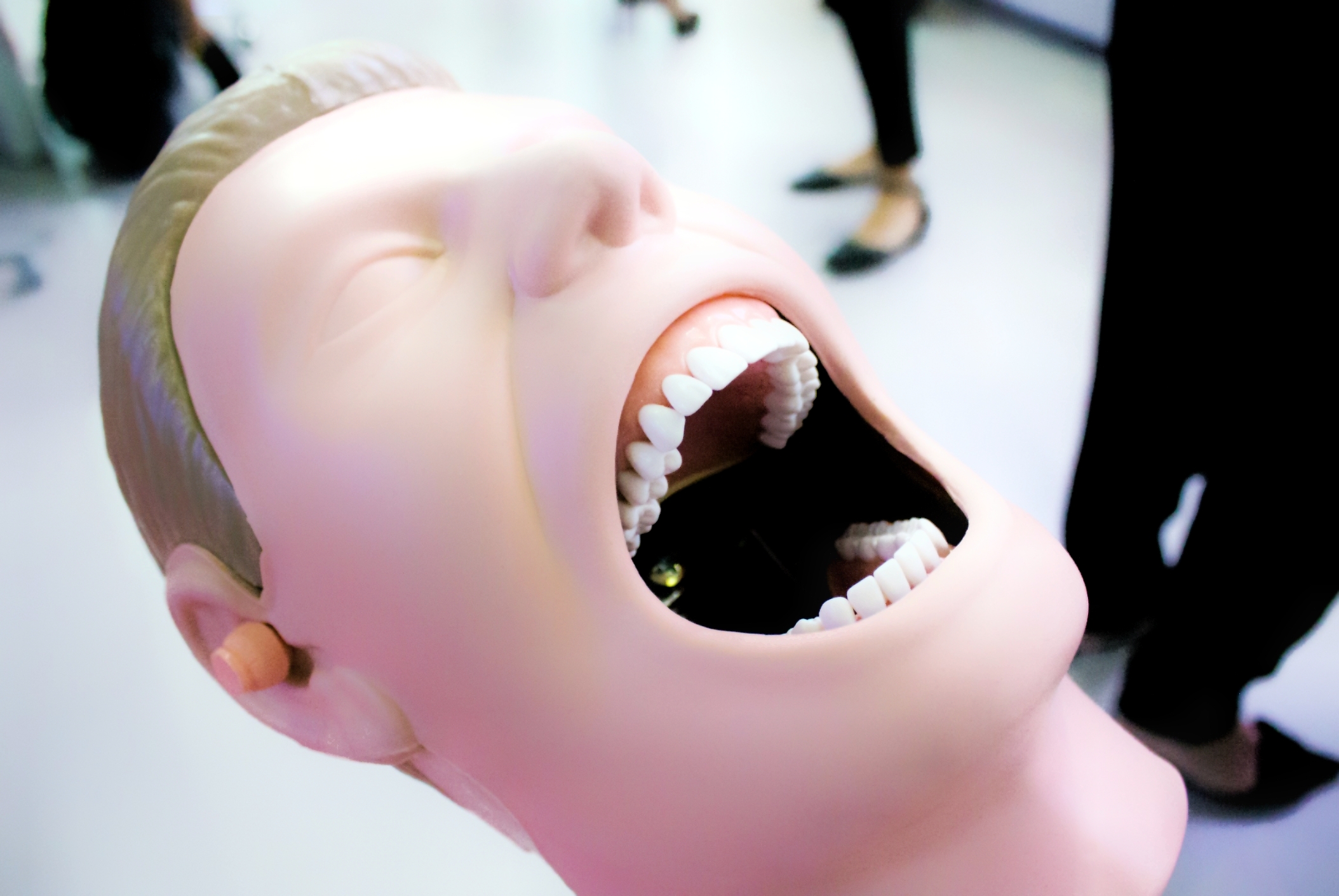 Dummy human head with open mouth