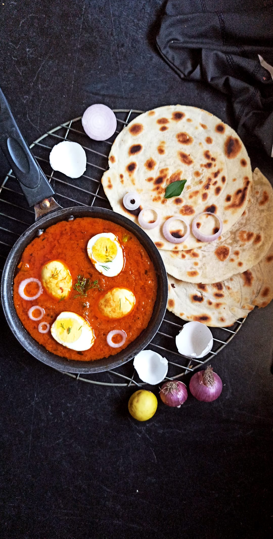 egg curry and parantha