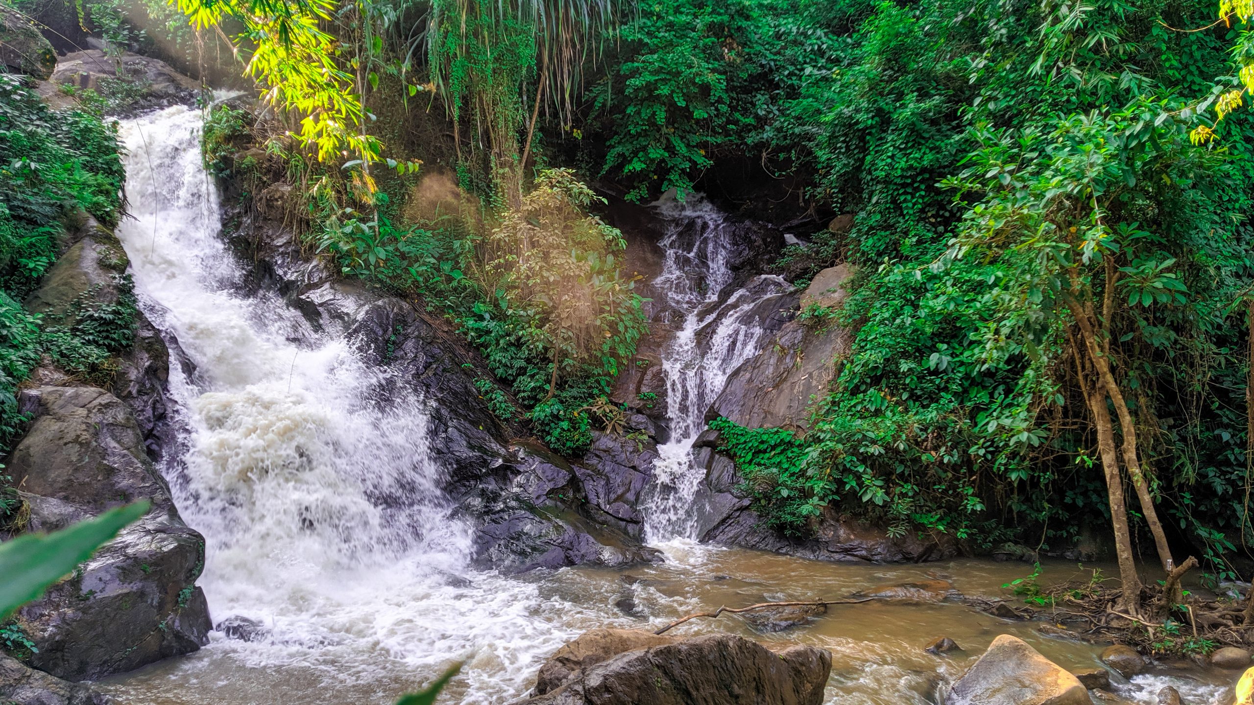 Langminso Waterfall