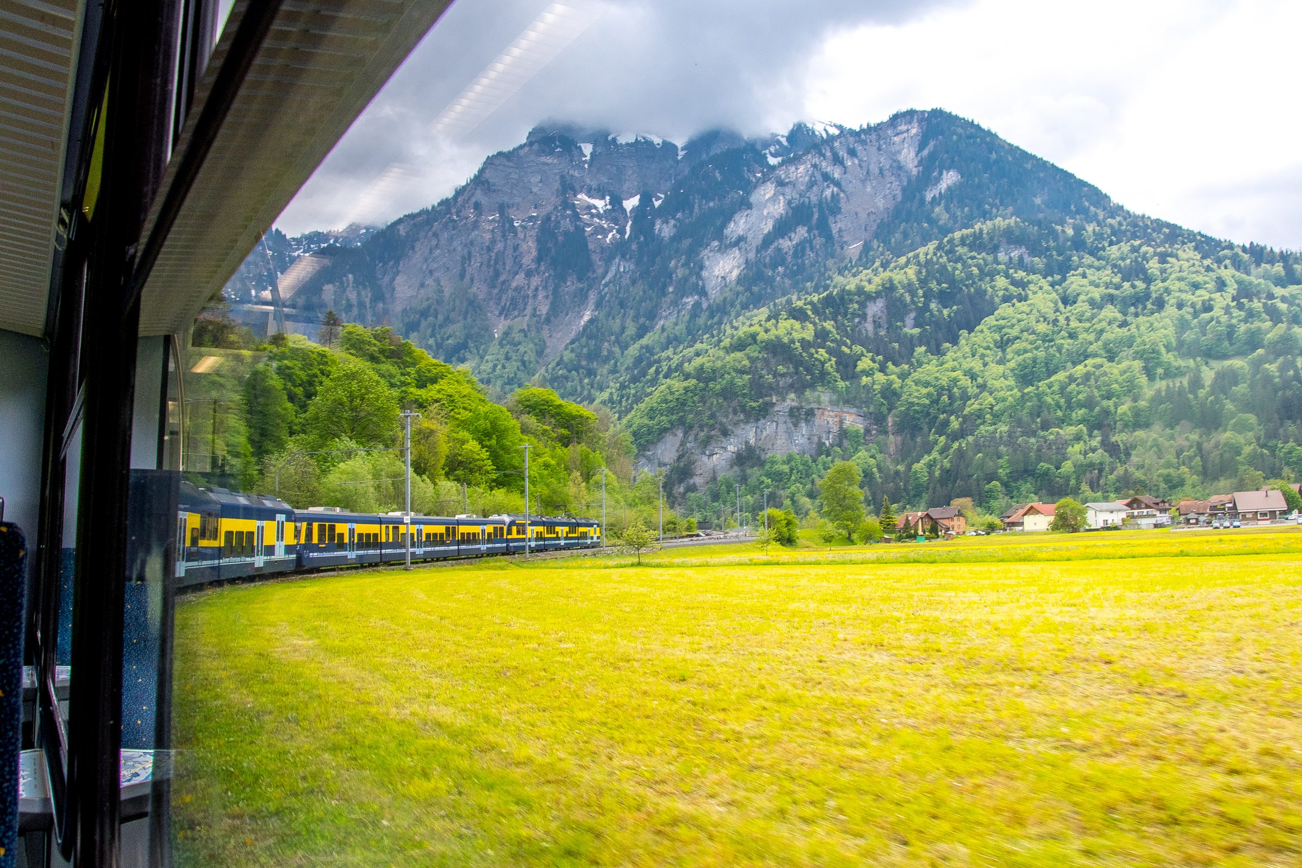 Train Mountain View