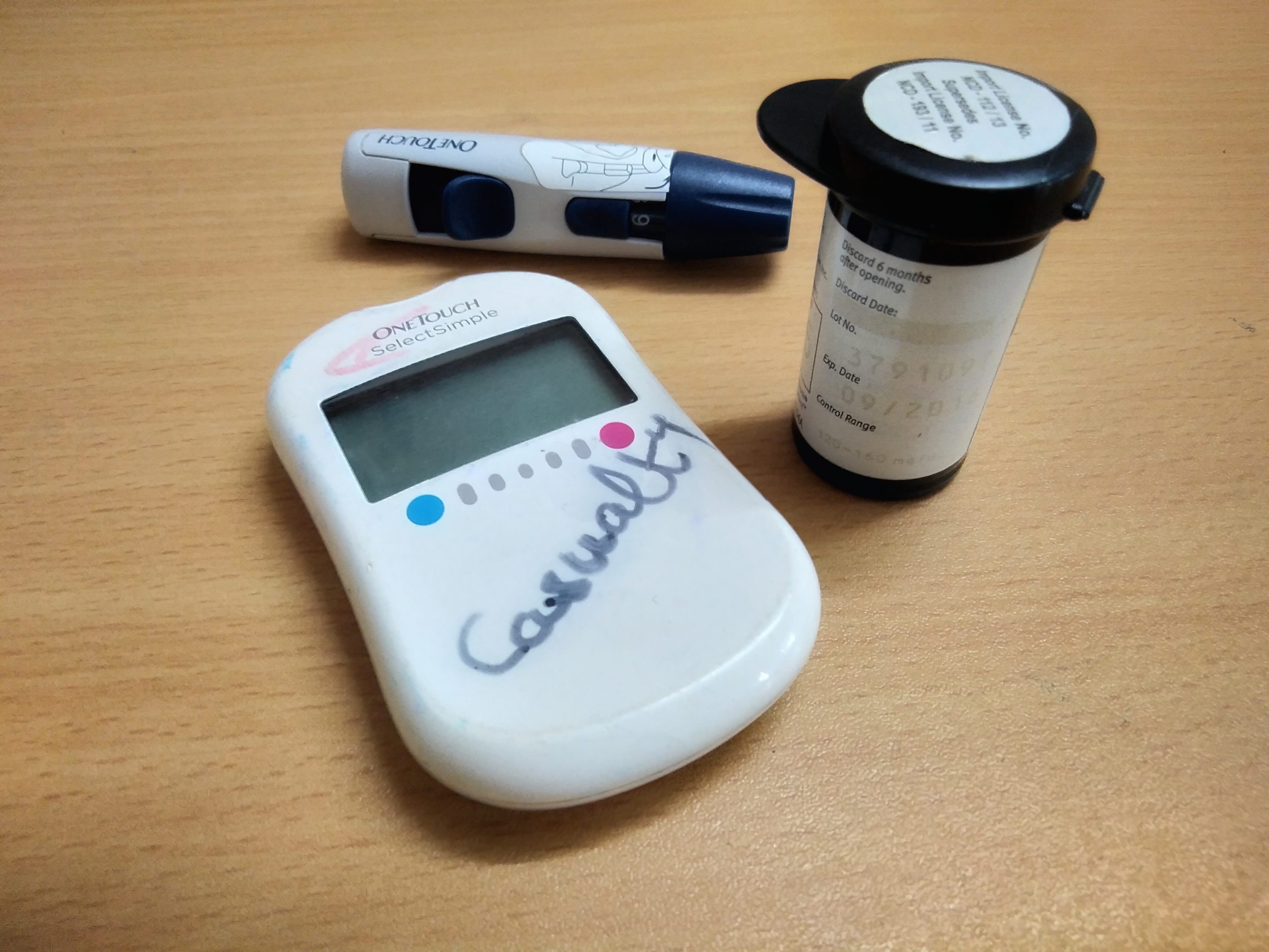 A glucometer with strips and lancet