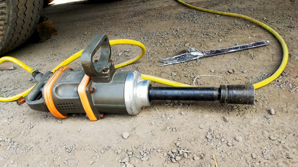 Nut opener machine PixaHive