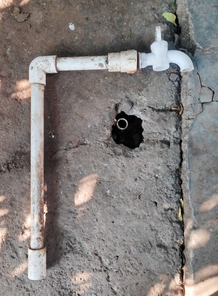 A broken tap pipe PixaHive