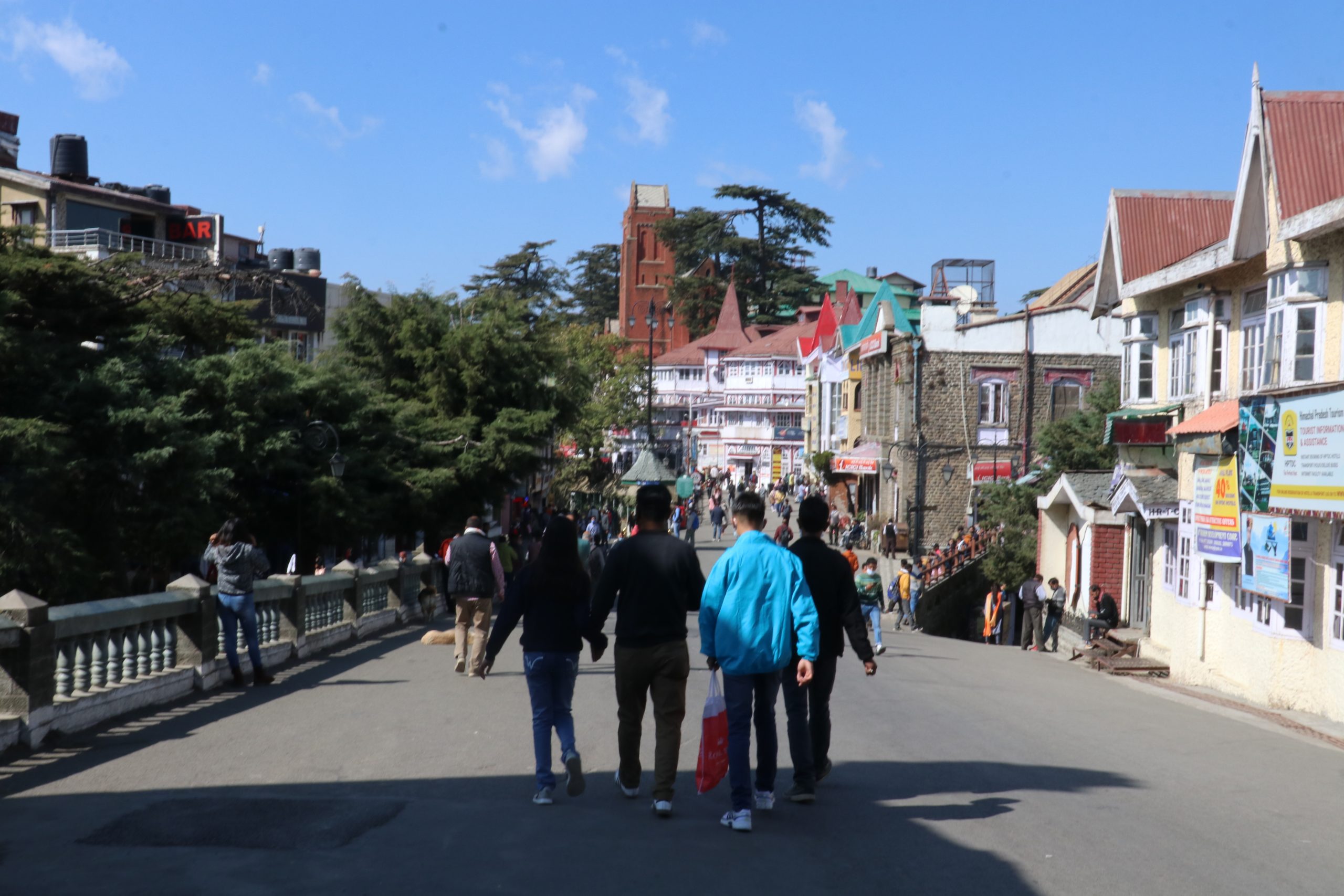 People at Mallroad Shimla