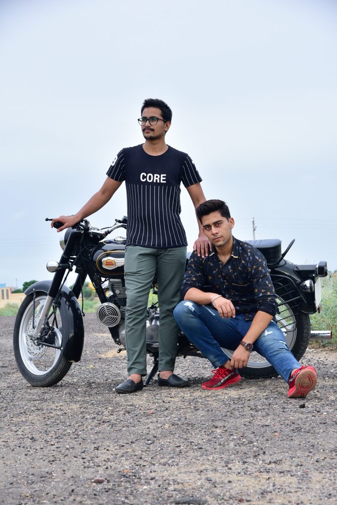 Top4 photography Poses With Bike🏍️. Photoshoot Poses With motorcycle. |  TikTok