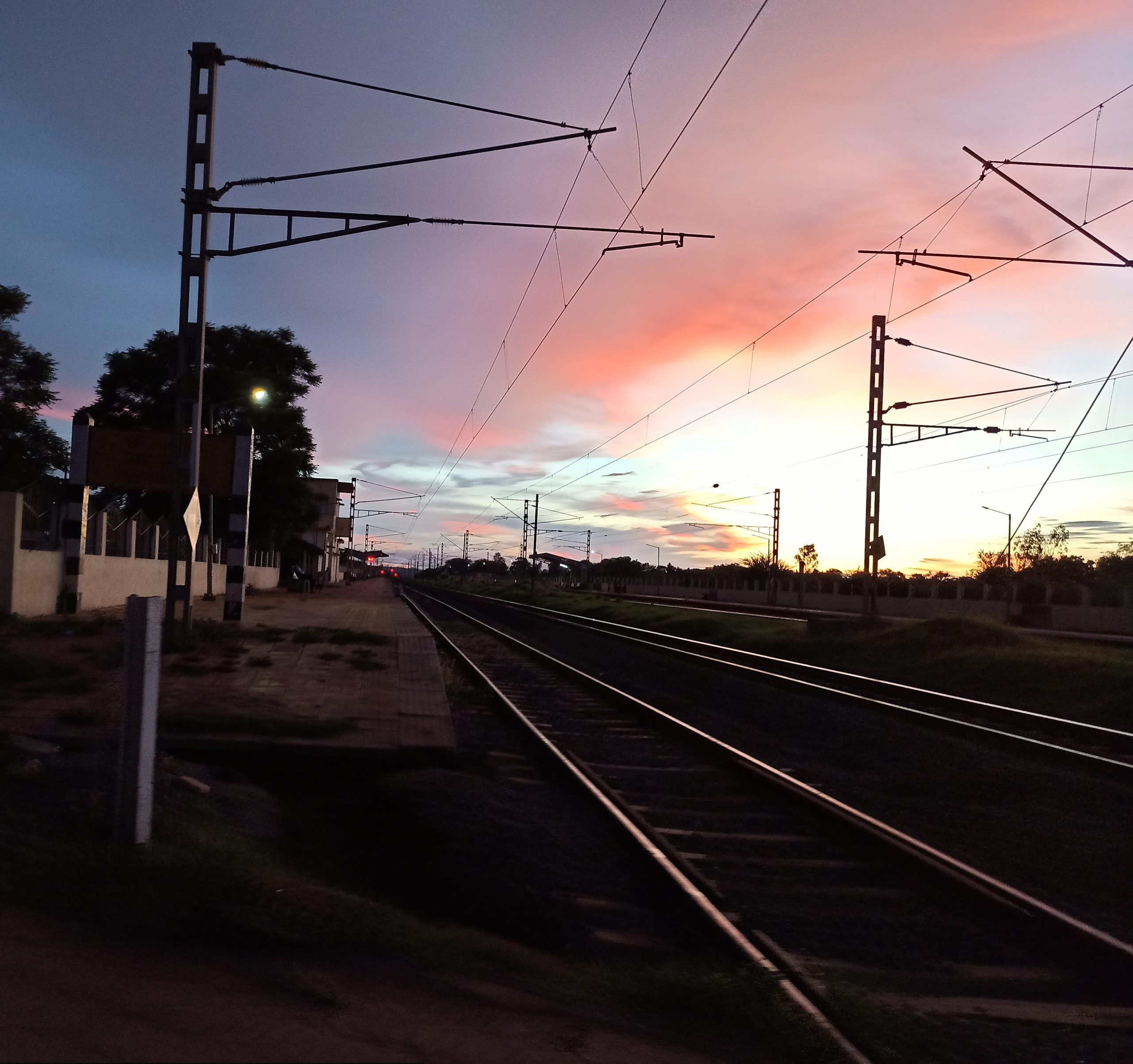 tracks of train