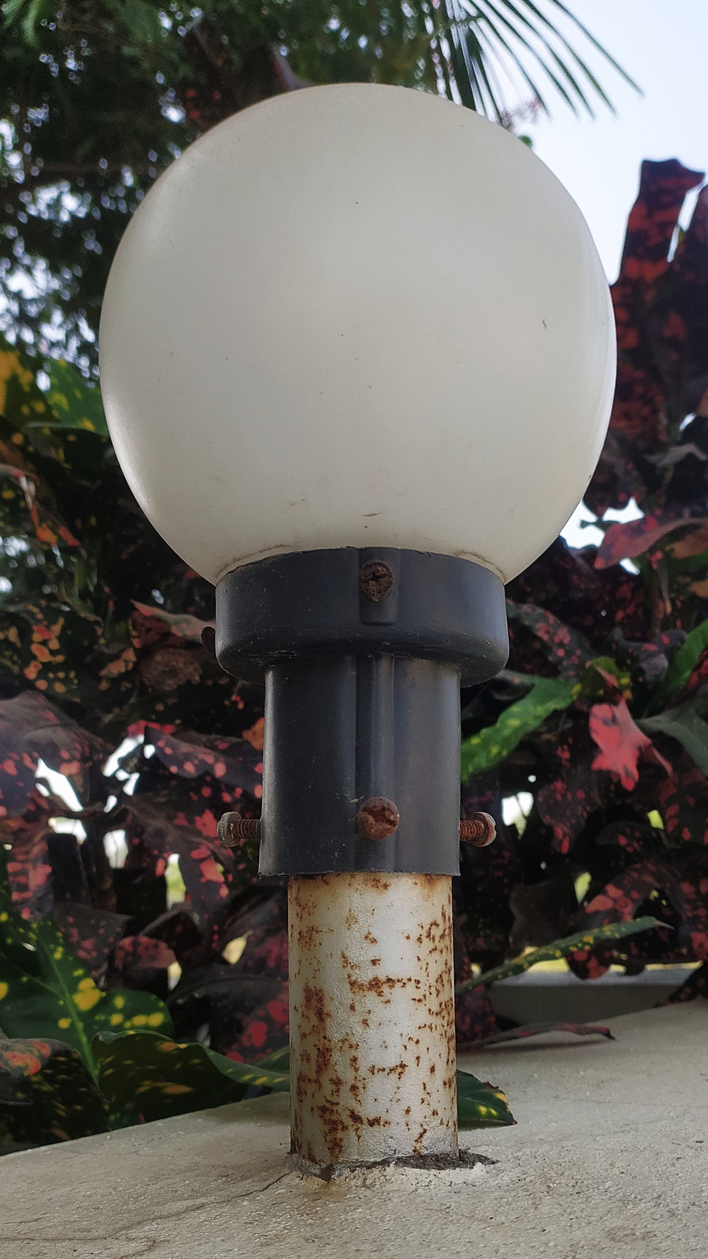 Lamp of a gate