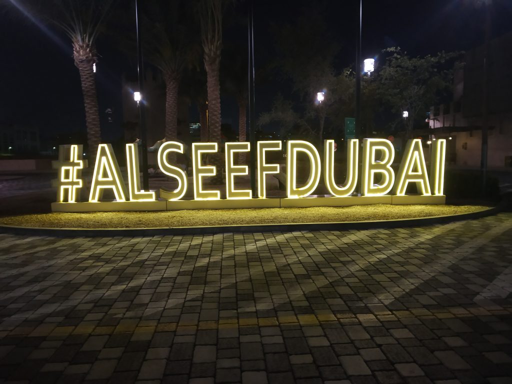 Lighting of a signage in Dubai - PixaHive