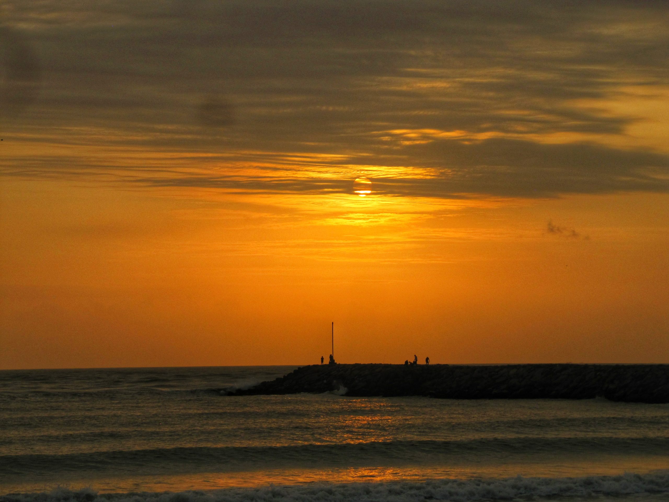 Sun going down at Vadanapally Beach