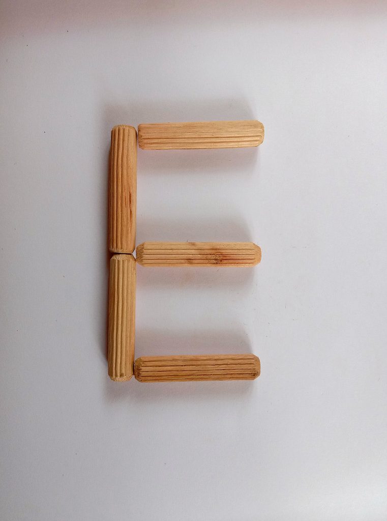 Letter E with creativity - Free Image by Nandan on PixaHive.com