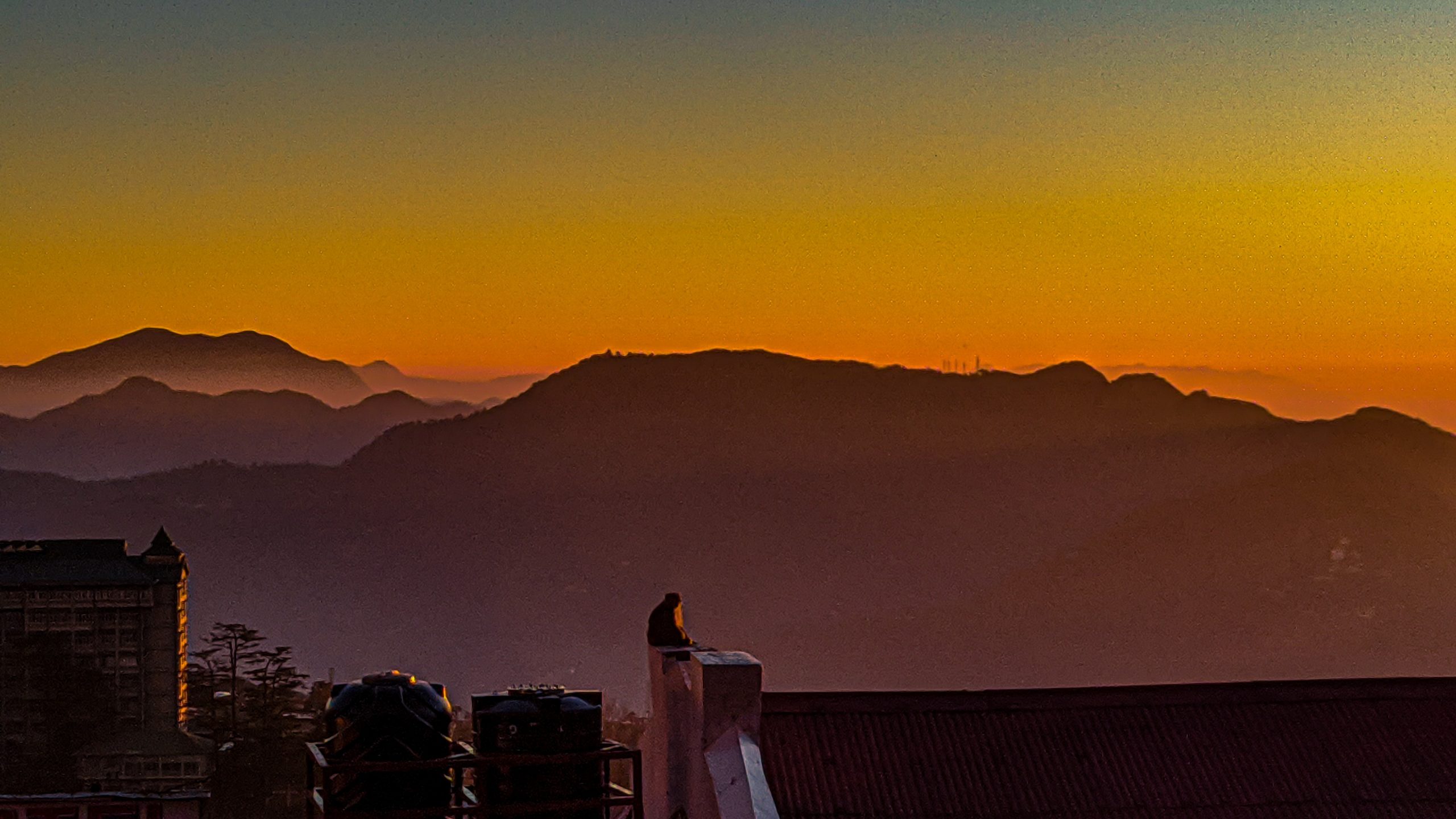 Shimla city mountains