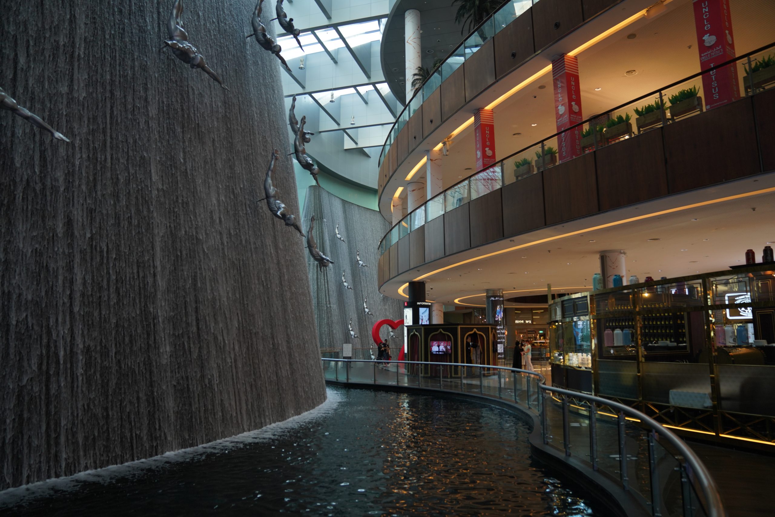 Waterfall in dubai mall