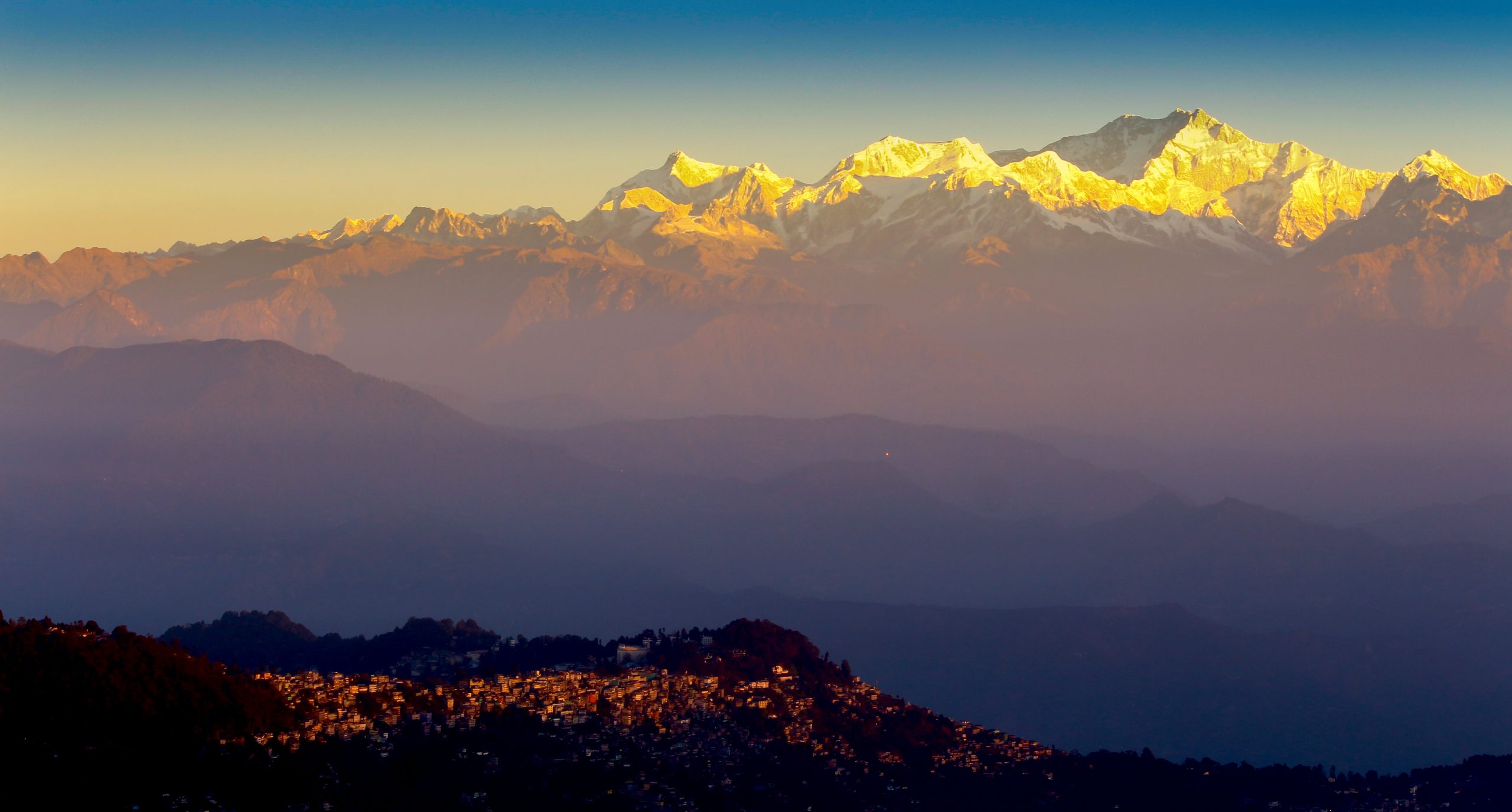 A view of Tiger Hill, Darjeeling