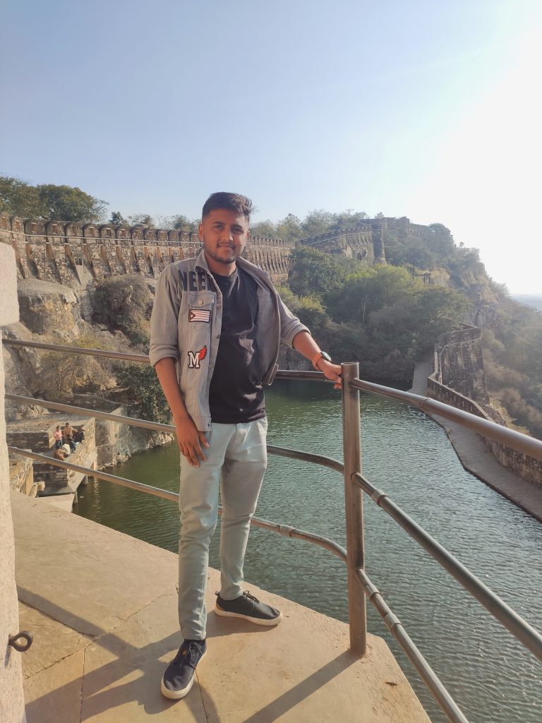 Handsome boy - PixaHive