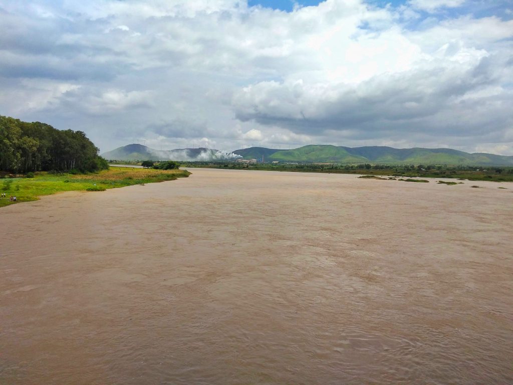 Tungabhadra River flowing in Karnataka - PixaHive