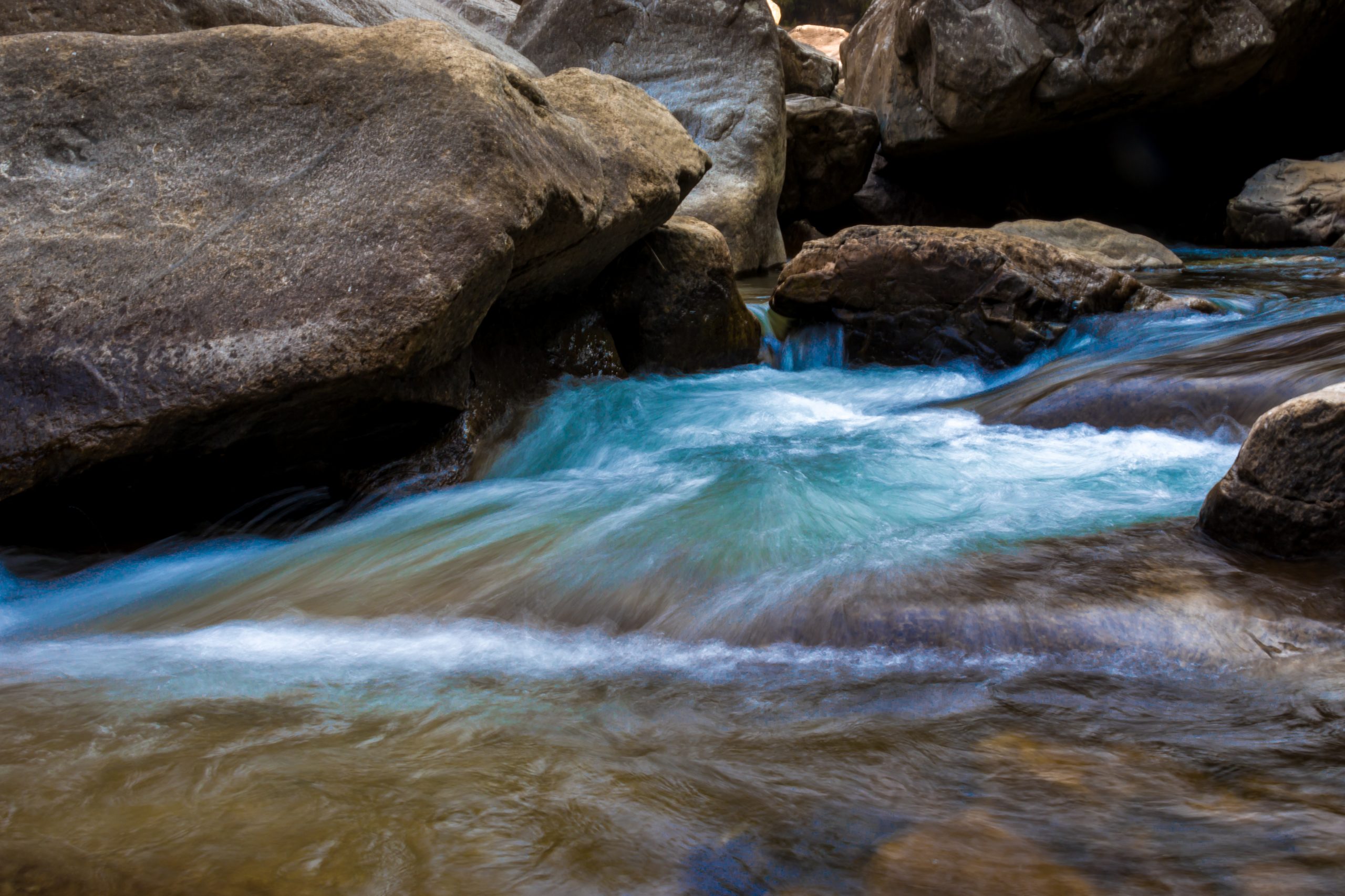 Water flow through rocks