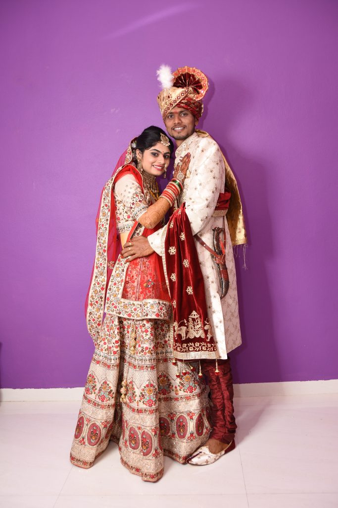 Wedding couple posing 355330 pixahive