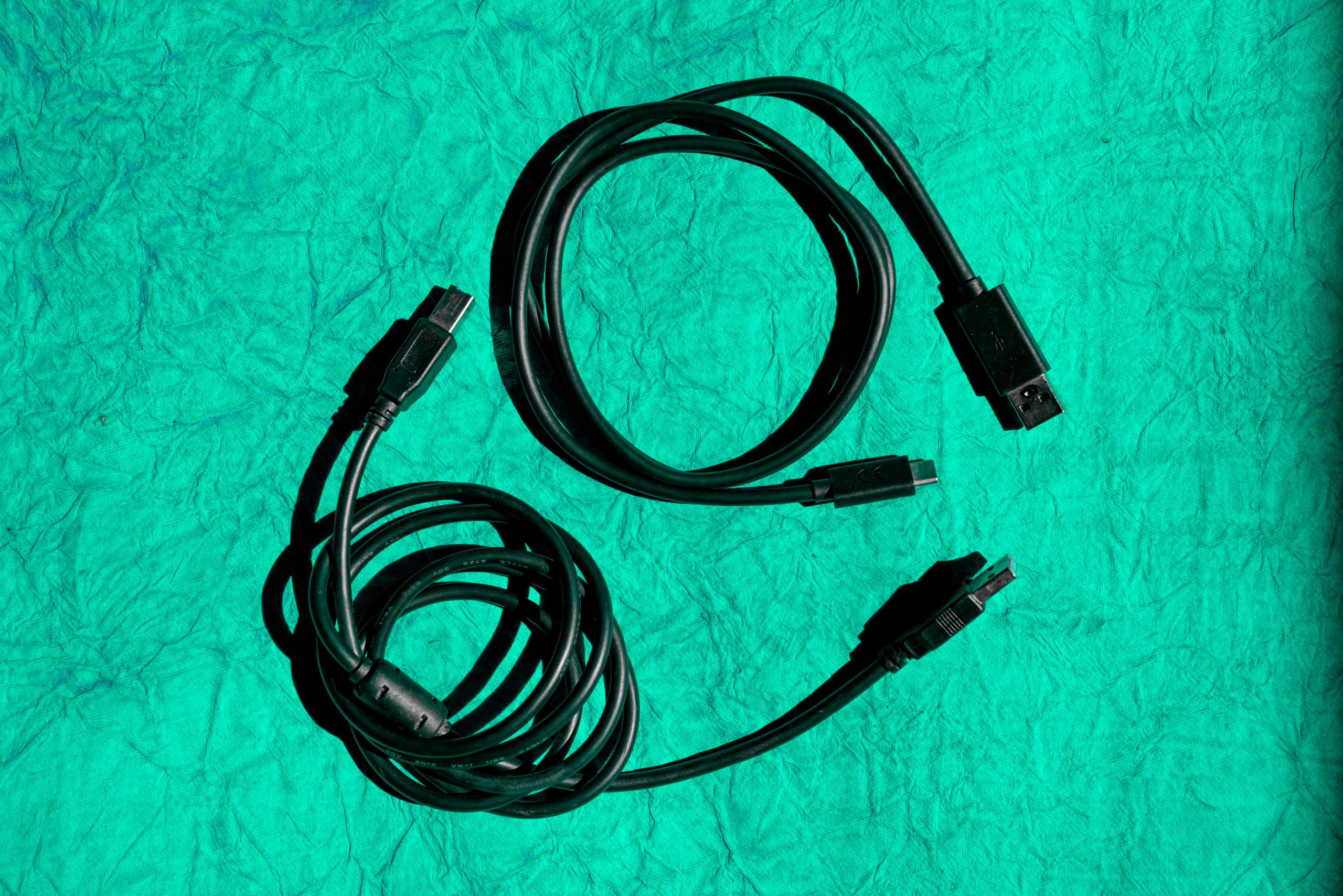HDMI Cable on Green chart