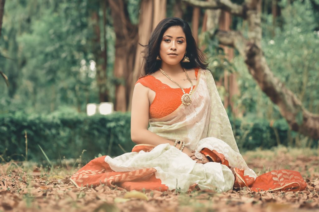 Female model posing in the forest while wearing saree 427975 pixahive
