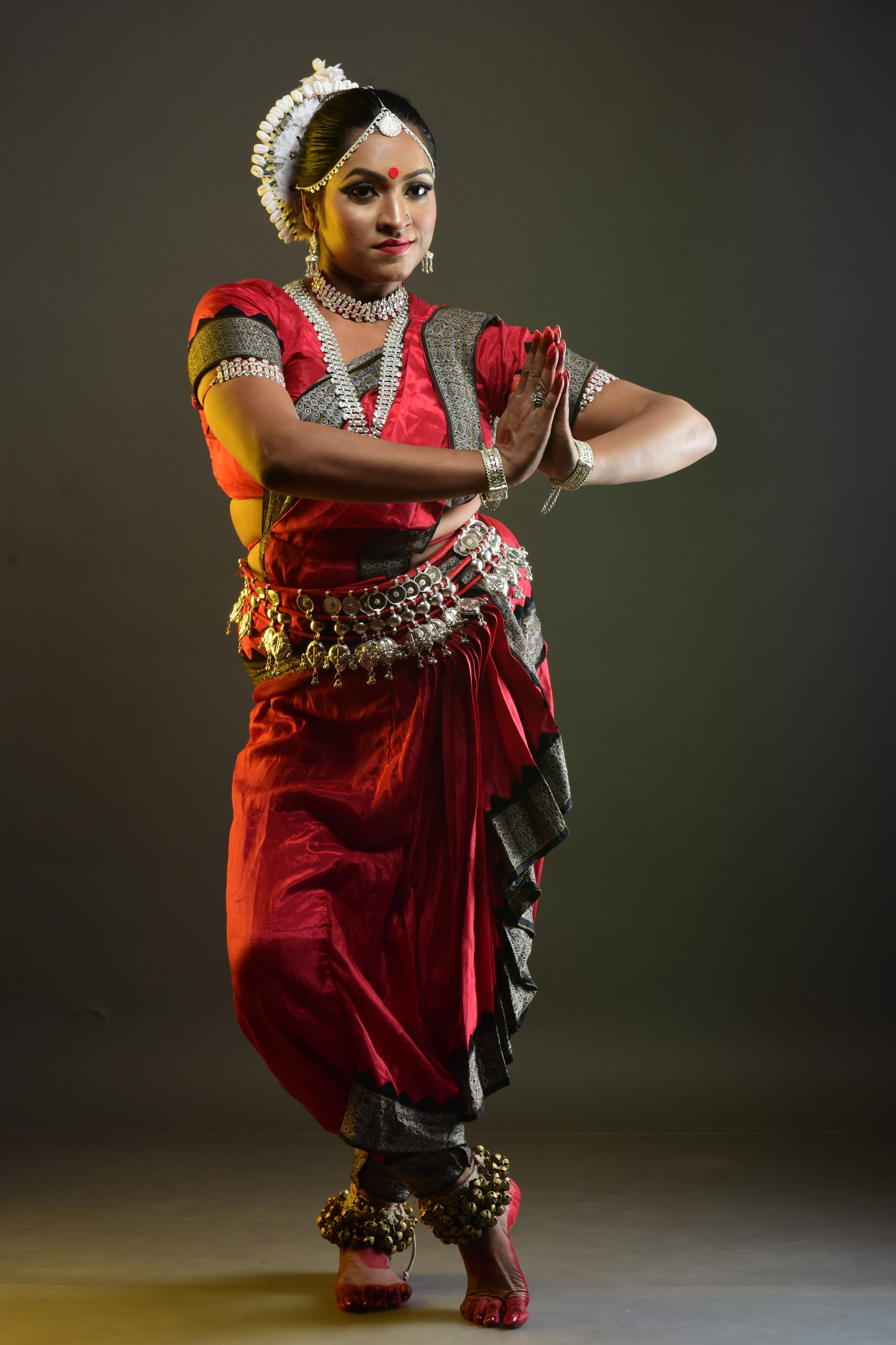 Bharatanatyam female artist