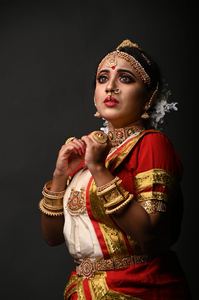 Facial expressions of a classical dancer - PixaHive