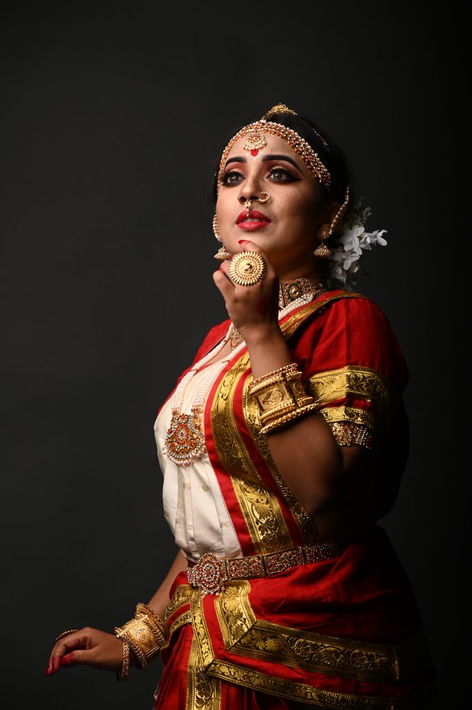 Facial expressions of a dance artist PixaHive